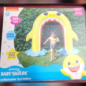 Pinkfong Baby Shark 5ft Inflatable Rainbow Arch Water Sprinkler Nickelodeon NIB